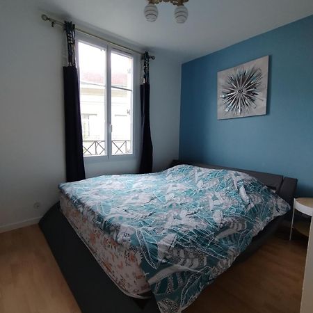 Appartement Situe Place Toscane A 5 Min De Disney Serris Kültér fotó